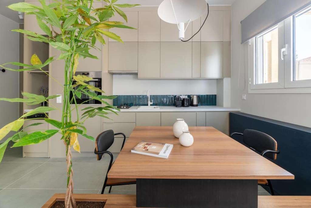 Premium Apartments In Paleo Faliro By Upstreet アテネ エクステリア 写真